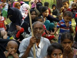 Jokowi Serukan ASEAN untuk Bantu Rohingya di Rakhine