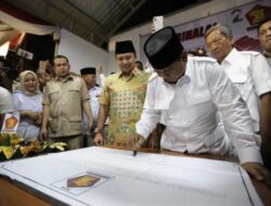 Prabowo Resmikan Kantor DPD Gerindra Banten yang Baru