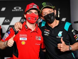 Dua Kali Bagnaia Membuat Rossi Kesal: Dari Insiden Catalunya hingga Pilihan Ban di Valencia