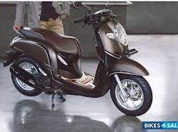 Honda Scoopy 2024: Skuter Modern untuk Gaya Hidup Aktif