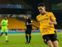 Justin Hubner, Pahlawan Wolverhampton dalam Kemenangan di Liga Inggris