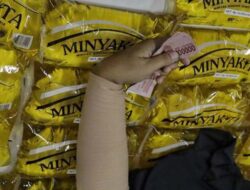 Penggerebekan Pabrik Minyak Goreng di Bogor: Kecurangan Terungkap