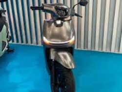 INDOMOBIL eMOTOR Adora: Solusi Transportasi Ramah Lingkungan