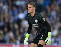 Bart Verbruggen Tak Tergoda Pindah ke Bayern Munich