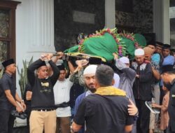 Meninggalnya Ngogesa Sitepu: Kehilangan Besar bagi Langkat
