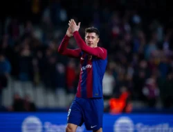 Robert Lewandowski Nyaman Menjadi Supersub di Barcelona