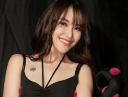 Ayu Ting Ting Menangis di Hadapan Habib Umar: Curahan Hati Seorang Ibu Tunggal