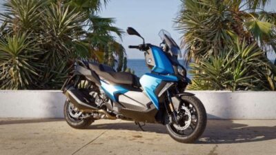 BMW C 400 X: Skuter Futuristik dengan Performa Optimal