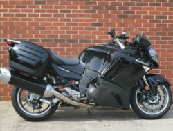 Menyusuri Jalan dengan Kawasaki Concours 14 ABS