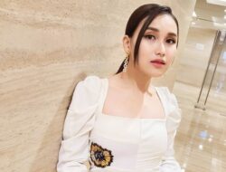 Ayu Ting Ting Menanggapi Tuduhan ‘ATM Berjalan’ untuk Keluarga