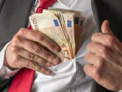 Penyelidikan Korupsi Pengadaan Bibit Nanas di Sulawesi Selatan