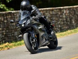 Yamaha YZF-R7: Motor Sport Terbaru dengan Teknologi Canggih