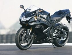 Suzuki GSX-R600 K8: Moge Sport yang Tetap Berkelas