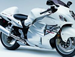Suzuki Hayabusa GSX1300R: Kecepatan dan Kinerja Superior