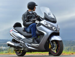 SYM Maxsym 600i: Skuter Roda Dua yang Sangat Menarik untuk Dijelajahi