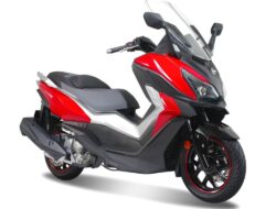 SYM Cruisym 300i: Pilihan Skuter yang Mengecewakan?