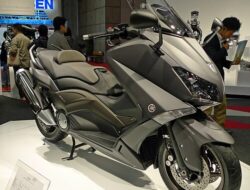 Yamaha Tmax DX: Skuter Premium untuk Pengalaman Berkendara Tanpa Tanding