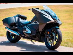 Honda NM4 Vultus Standard: Inovasi Dalam Dunia Otomotif