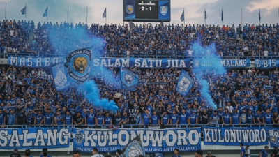 Destinasi Sepak Bola Malang: Menjelajahi Stadion Kanjuruhan, Persaingan Super League & Pengalaman Suporter