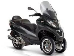 Mengeksplorasi Piaggio MP3 500: Solusi Tiga Roda untuk Mobilitas Urban