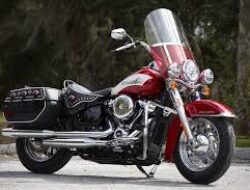 Harga Rp 919,97 Juta: Hydra-Glide Revival 2026 sebagai Touring Cruiser Berbasis 1868 cc dan ESPFI (ESPFI, Rem Disc, dan Fitur Praktis)