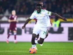 Roma vs Lecce: Vaz Pecahkan Kebuntuan, Giallorossi Amankan Hasil Maksimal