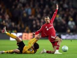 Kebangkitan Wolves: Mengapa Liverpool Gagal Tahan Serangan Terkoordinasi Molineux