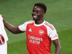 300 Penampilan Bukayo Saka: Evaluasi Peran, Perkembangan, dan Harapan Arsenal