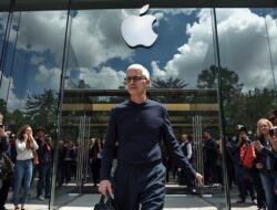 Akhir Kepemimpinan Tim Cook: Stabilitas, Ekspansi, dan Warisan yang Mengubah Arah Apple