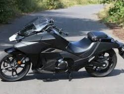 Honda NM4 Vultus dan Cerita Motor yang Berani Tampil Beda