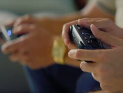 Steam Controller 2026 Siap Rilis 4 Mei, Controller PC dengan Trackpad Haptik dan Sensor TMR yang Ubah Cara Main di Sofa