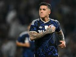 Kontroversi Fernandez: Ketika Komentar Pribadi Berujung Hukuman